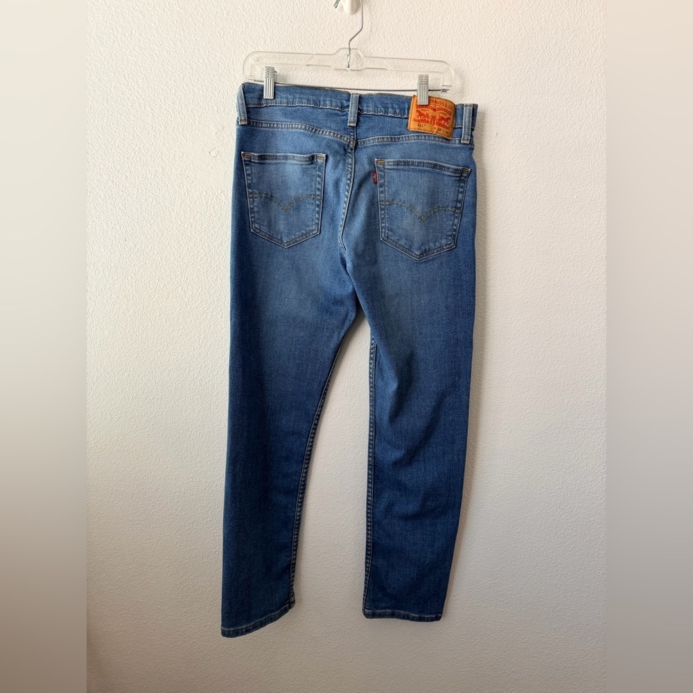 Levis 511 Women Slim Jeans Waist 32x30 Blue Straight Leg Distressed Medium Wash